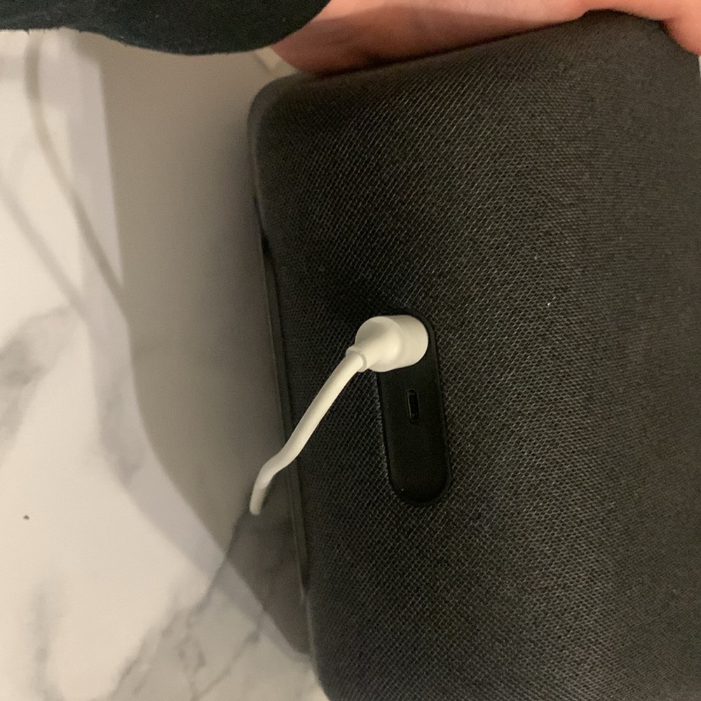 Amazon Alexa - Picture 3 of 3